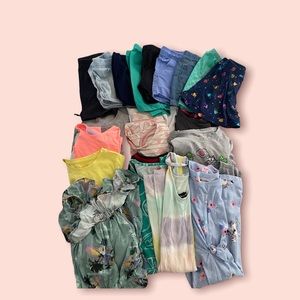Lot Girls t-shirts,dresses, shorts 20+ piece lot size 6